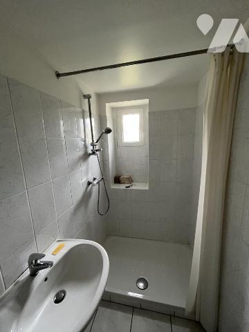 Maison d'habitation en pierres