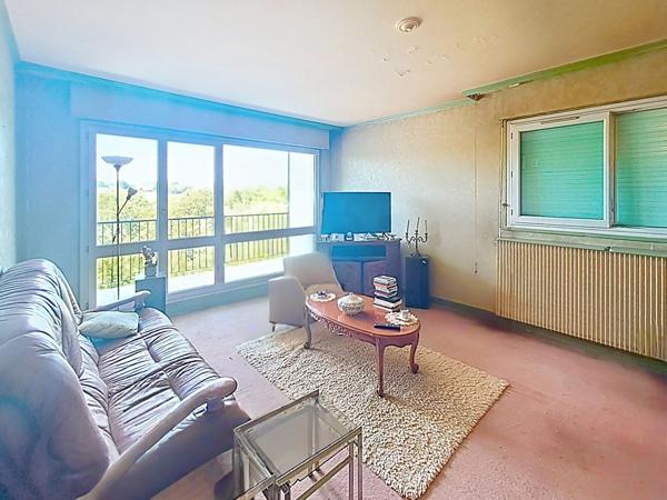 Appartement Arpajon 4 pièces, 3 chambres, 85m², 1 BOX, Terrasse et Balcon !