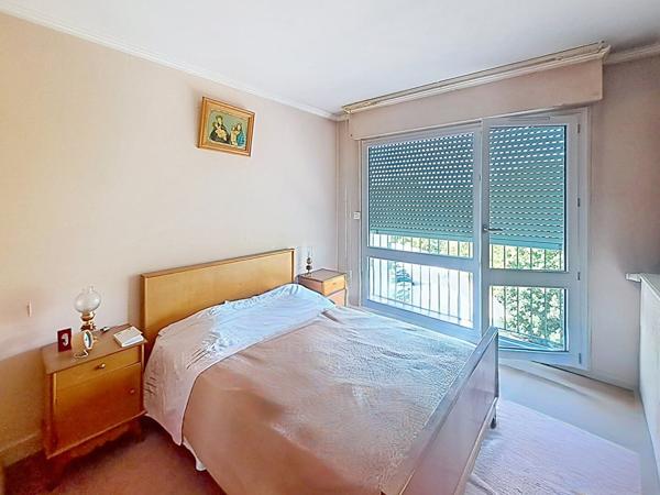 Appartement Arpajon 4 pièces, 3 chambres, 85m², 1 BOX, Terrasse et Balcon !