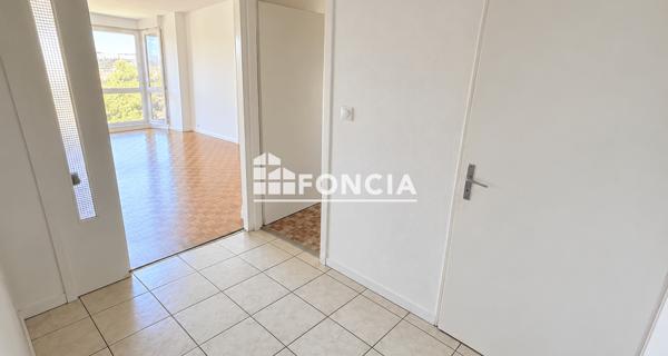 Location Appartement 2 pièces 52.44 m² - Lyon 69007