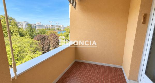 Location Appartement 2 pièces 52.44 m² - Lyon 69007