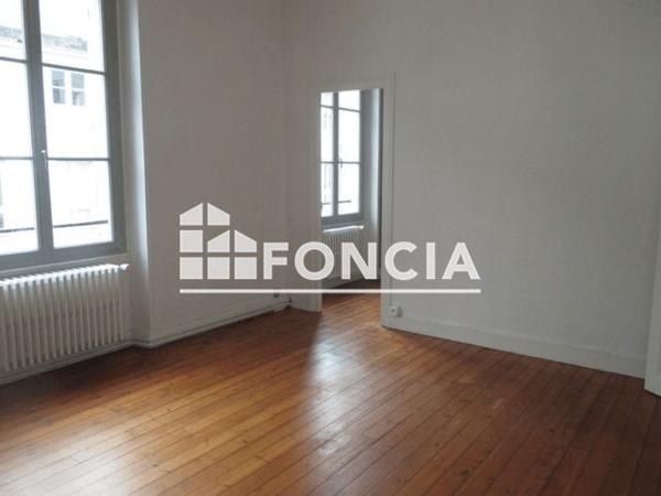Location Appartement 4 pièces 100.17 m² - 3 RUE DU 18 JUIN 1940 Blois 41000