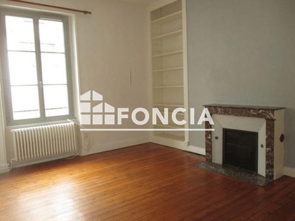 Location Appartement 4 pièces 100.17 m² - 3 RUE DU 18 JUIN 1940 Blois 41000