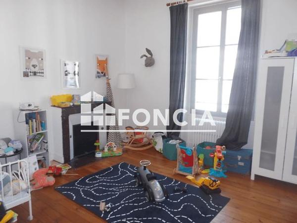 Location Appartement 4 pièces 100.17 m² - 3 RUE DU 18 JUIN 1940 Blois 41000