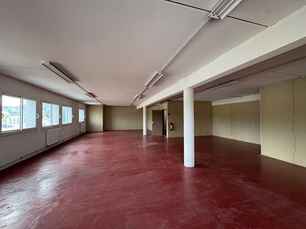 LOCAL COMMERCIAL 200M² - ALBITECH