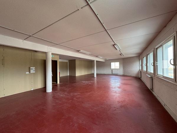 LOCAL COMMERCIAL 200M² - ALBITECH