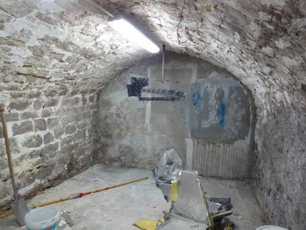 Fonds De Commerce
        
        - 75 m² Exclusivité 99 000 € *
