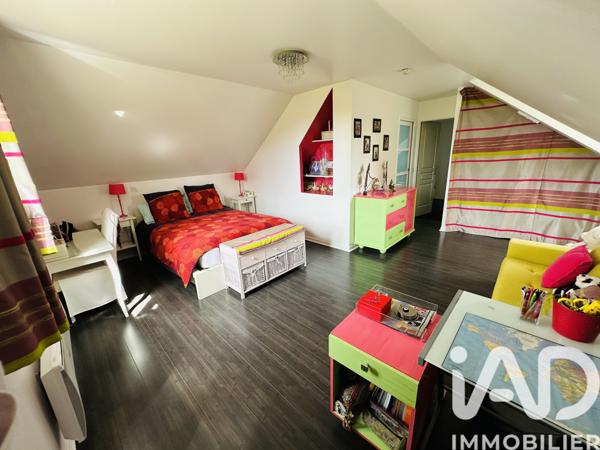 Maison à vendre 6 pièces 147 m² Saint-Arnoult-en-Yvelines