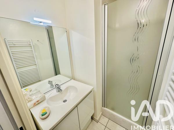 Maison à vendre 6 pièces 147 m² Saint-Arnoult-en-Yvelines