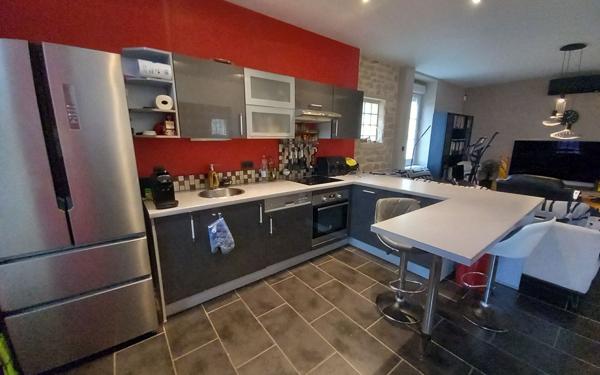 Maison à vendre    3 pièces •  Montceau-les-Mines