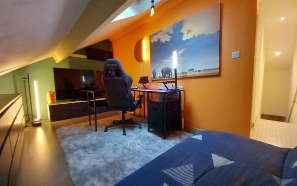 Maison à vendre    3 pièces •  Montceau-les-Mines