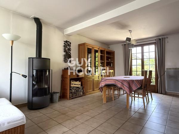 MAISON À VENDRE DE 6 PIÈCES DE 110,00 M²