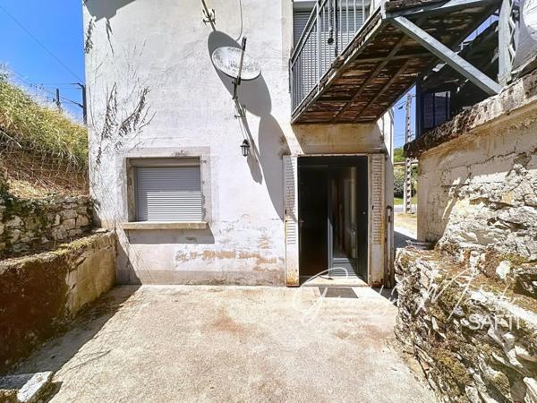 Immeuble de rapport à Mouchard – Rentabilité 10.20 % brut – 5 logements + 1 garage loués