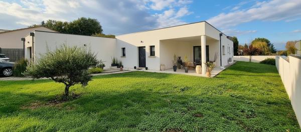Maison contemporaine à toit plat de 2017 à Puymoyen Détails des diagnostics énergétiques