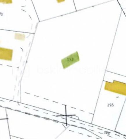 Terrain de 4 800 m²