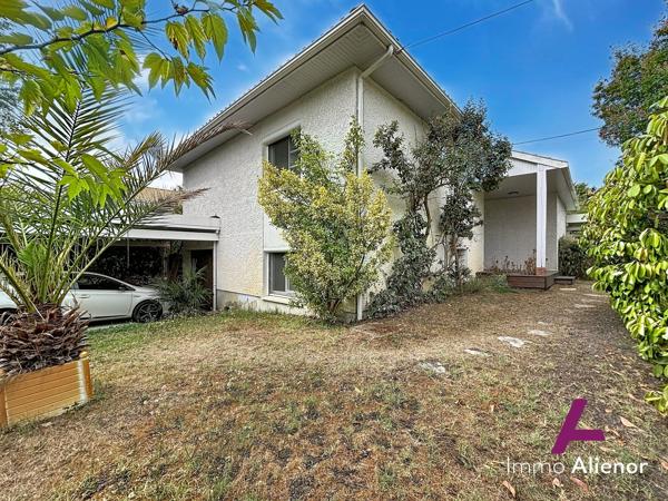 Maison individuelle avec piscine au calme sans vis à vis