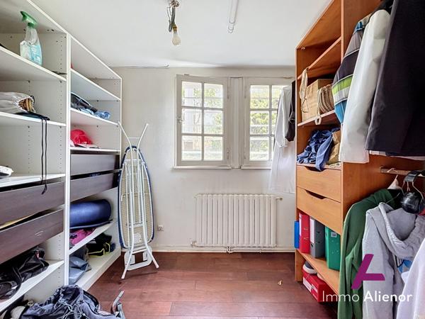 Maison individuelle avec piscine au calme sans vis à vis