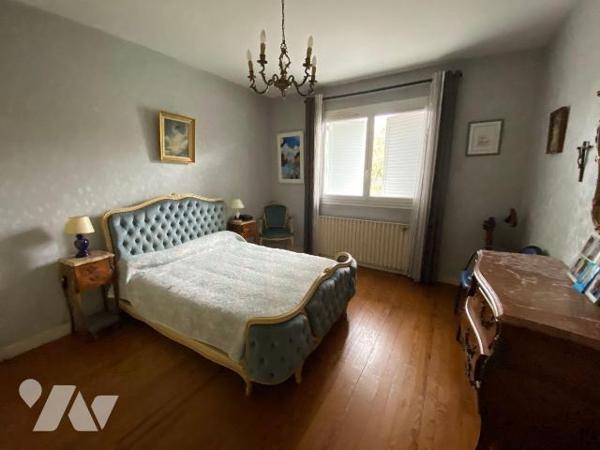 A VENDRE, Gironde, proche Bordeaux, EYSINES, proximité immédiate du centre et du TRAM, sur une ...