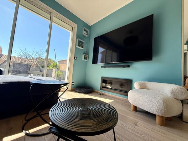 Maison d'exception à La Ciotat - Un havre de paix lumineux - Investissement avec revenu locatif.