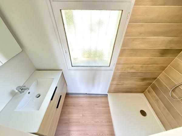 Maison d'exception à La Ciotat - Un havre de paix lumineux - Investissement avec revenu locatif.