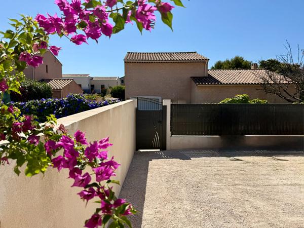Maison d'exception à La Ciotat - Un havre de paix lumineux - Investissement avec revenu locatif.