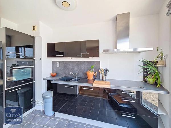 Appartement à louer 3 pièces 72.81m²