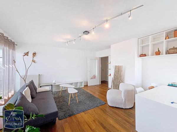 Appartement à louer 3 pièces 72.81m²