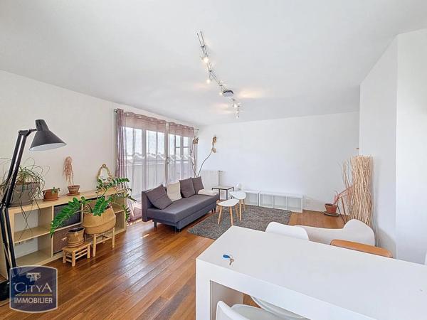 Appartement à louer 3 pièces 72.81m²