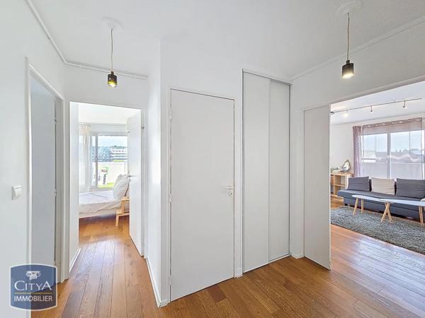 Appartement à louer 3 pièces 72.81m²