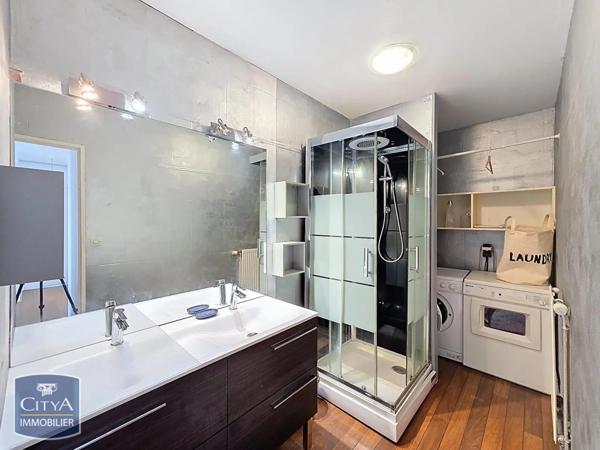 Appartement à louer 3 pièces 72.81m²