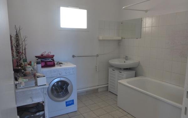 Immeuble à vendre    14 pièces •  Hagetmau