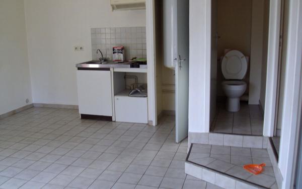 Immeuble à vendre    14 pièces •  Hagetmau