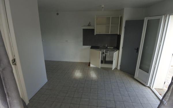 Immeuble à vendre    14 pièces •  Hagetmau