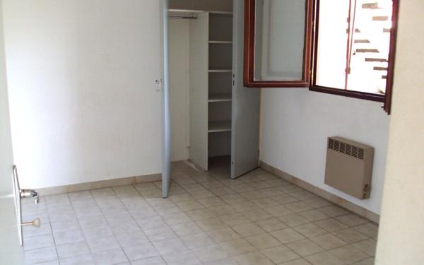 Immeuble à vendre    14 pièces •  Hagetmau