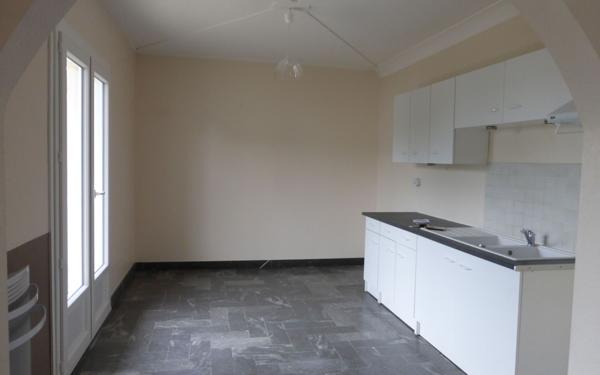 Immeuble à vendre    14 pièces •  Hagetmau