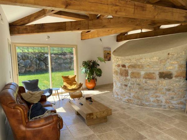 Maison ancienne - Prayssac propriété sur 28.350 m² de terrain