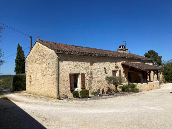 Maison ancienne - Prayssac propriété sur 28.350 m² de terrain