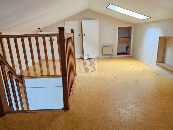 Vente maison en lotissement Soyaux (16800), 117.00m² avec 4 pièce(s) dont 3 chambre(s) sur 464.00m² de terrain. Agence Allard Brimeaud