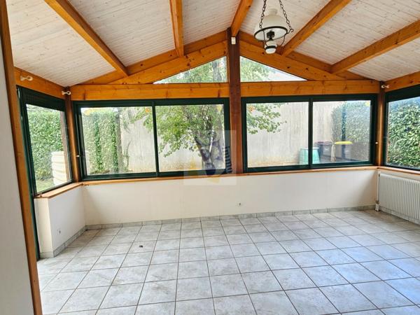 Vente maison en lotissement Soyaux (16800), 117.00m² avec 4 pièce(s) dont 3 chambre(s) sur 464.00m² de terrain. Agence Allard Brimeaud