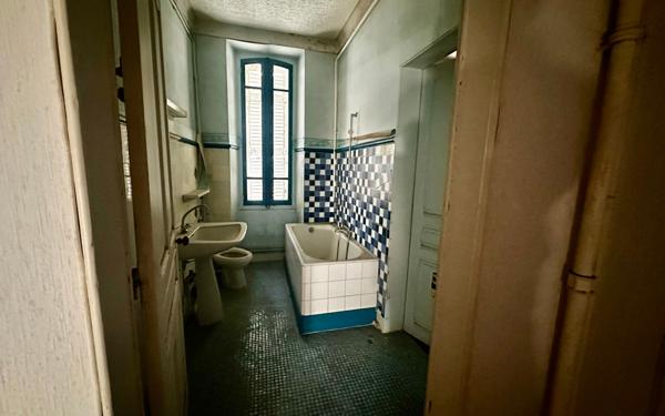 Maison à vendre    2 pièces •  Tarbes