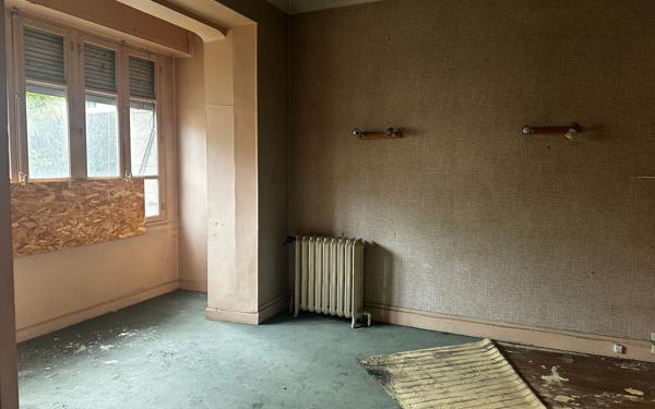 Maison à vendre    2 pièces •  Tarbes