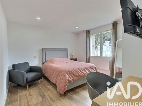 Location appartement 4 pièces 77 m² Aix-en-Provence