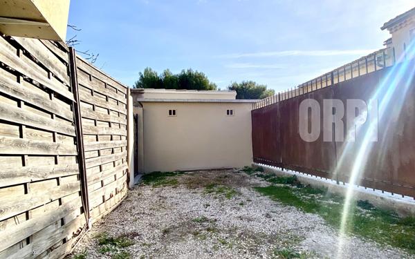 Appartement à vendre    3 pièces •  Vedène