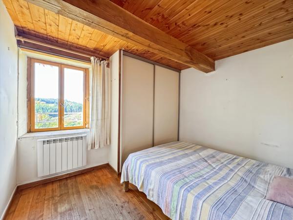 Maison à vendre 7 pièces proche de CHAUFFAILLES (71) 216m² - 5 chambres - dépendances - terrain 1495m²