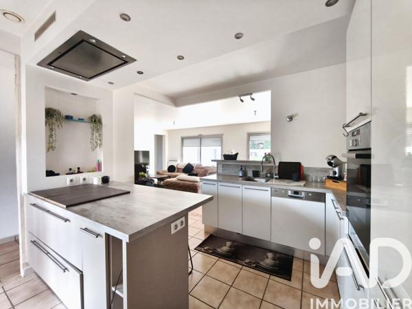 Maison à vendre 6 pièces 127 m² Verneuil-sur-Vienne