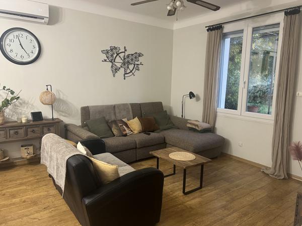 Carpentras (84200) Propriété de charme en campagne où le charme opère dès les premiers instants!