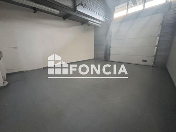 Location Local commercial 4 pièces 82 m² - LE CLOS DE LA LANDE Saint Cyr Sur Loire 37540