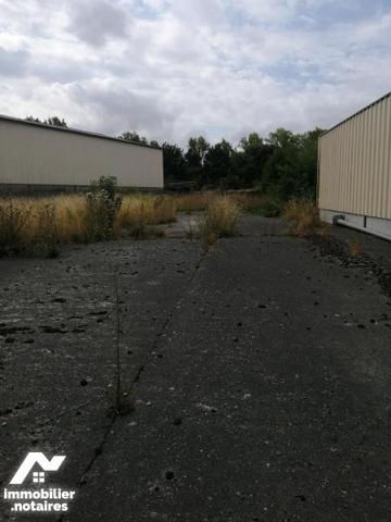 terrain en zone d'activités