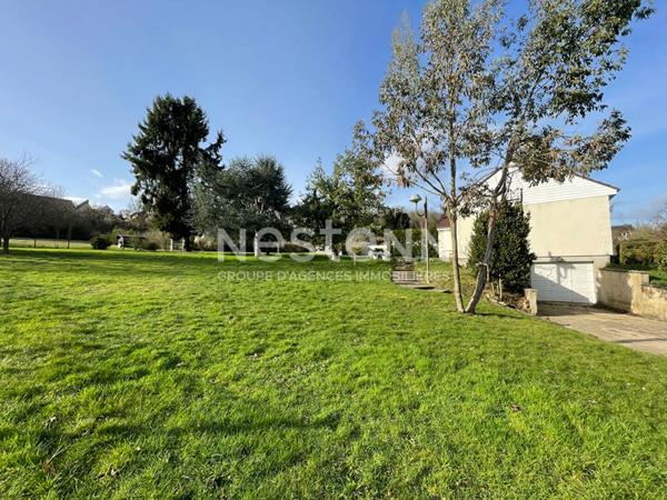 A VENDRE - Chaumont En Vexin - maison PLAIN PIED - 3 chbres - Sous sol total