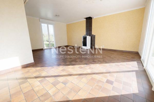A VENDRE - Chaumont En Vexin - maison PLAIN PIED - 3 chbres - Sous sol total